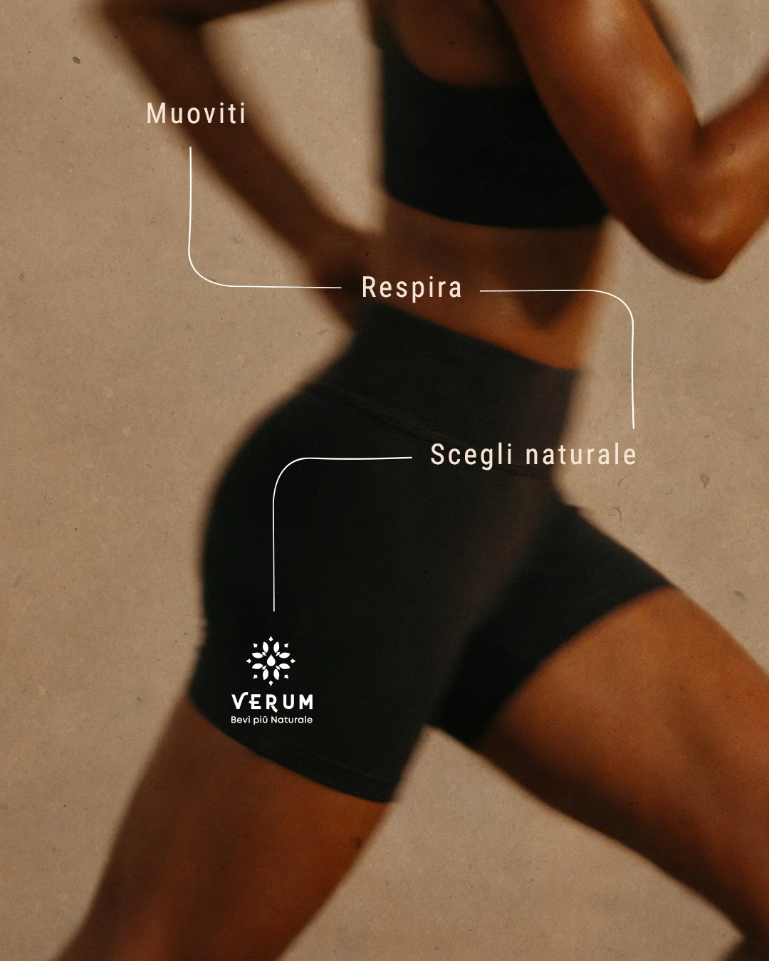 Figura in movimento con dettagli testuali sovrapposti e logo VERUM.